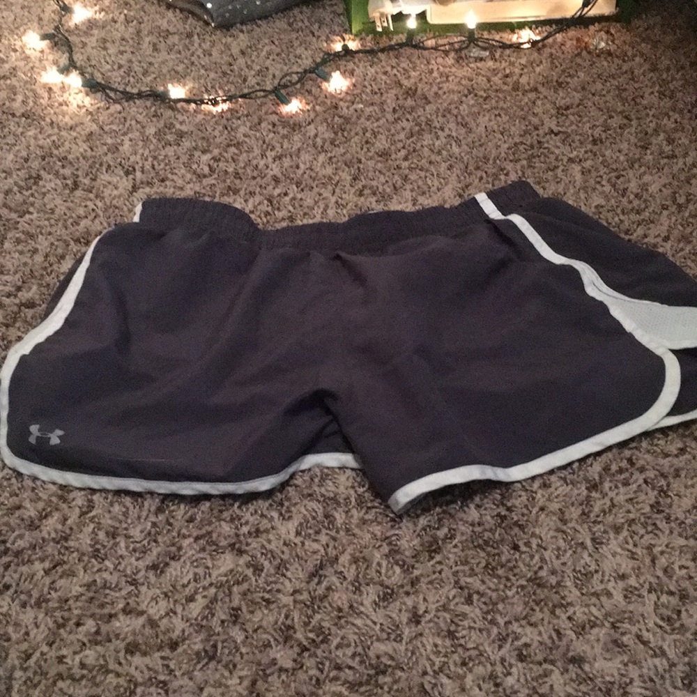 Gray under armor running shorts